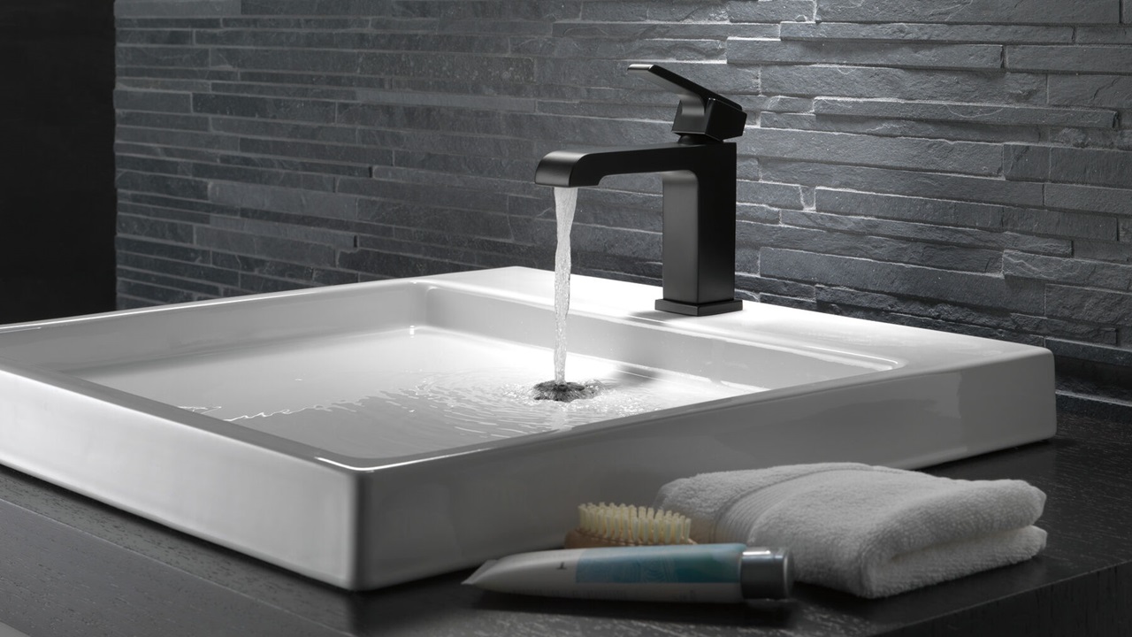 The Impact of Faucet Design on Your Bathroom's Ambiance