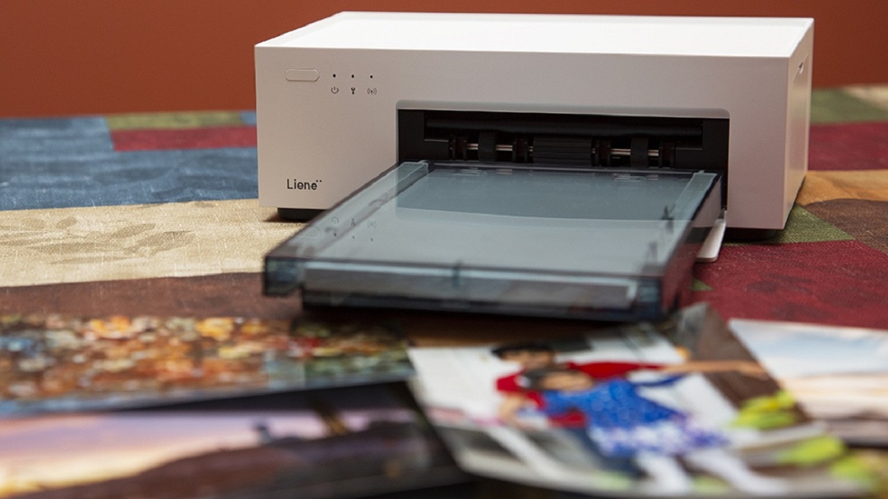 Key Features to Consider Before Buying an Instant Photo Printer