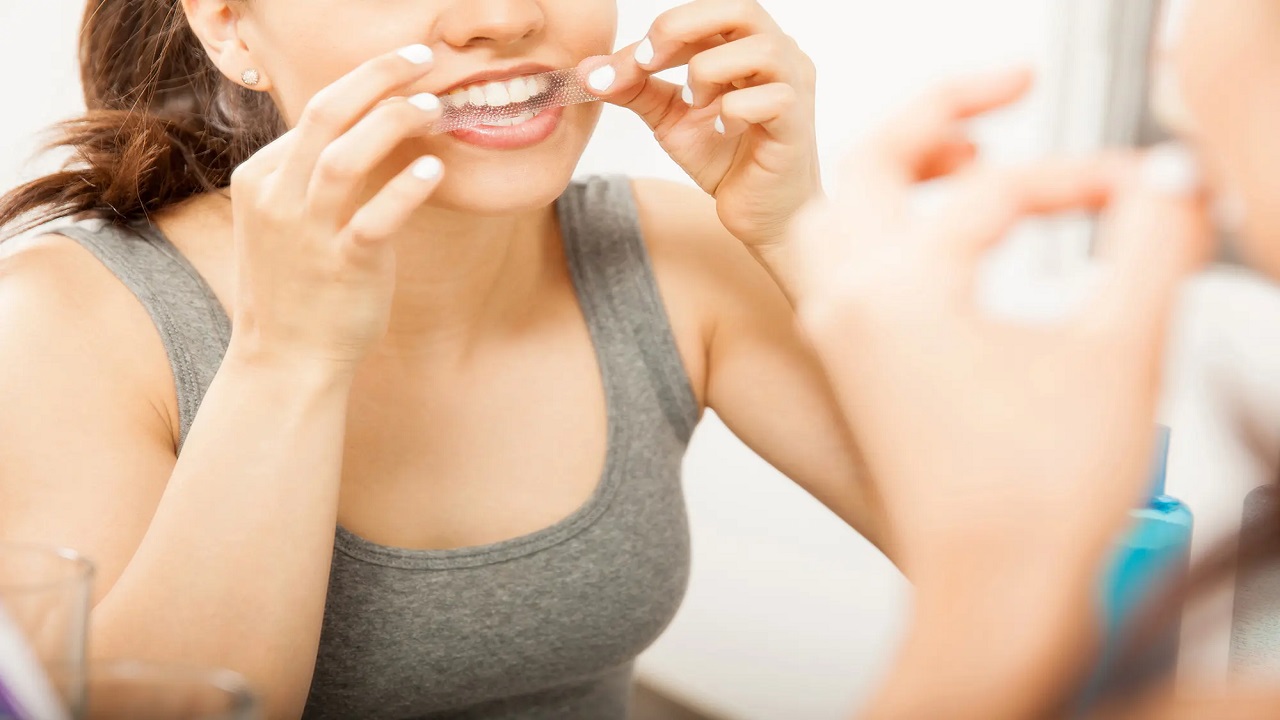 Brighten Your Smile for Everyday Confidence and Self-Esteem with Teeth Whitening Strips